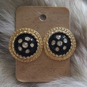 Elegant Vintage Gold and Black Stud Earrings